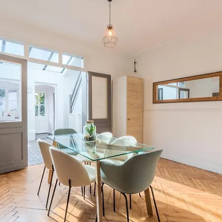 Гостевой дом 3 Bedroom House With Garden, Near Lille 3*